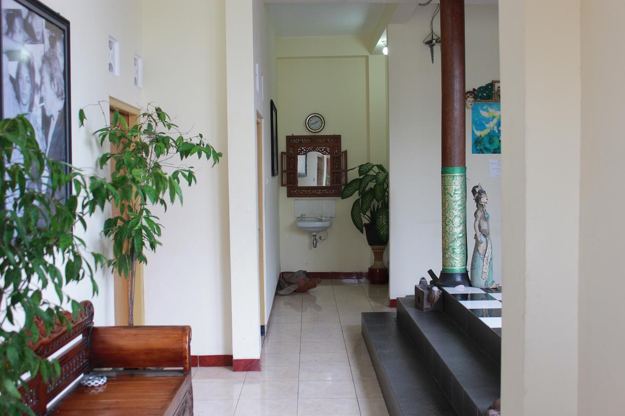 La Javanaise Home Stay Malioboro Джокякарта Екстериор снимка
